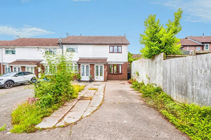 2 Bedroom End Of Terrace House For Sale In Vaindre Close, St. Mellons, Cardiff, CF3