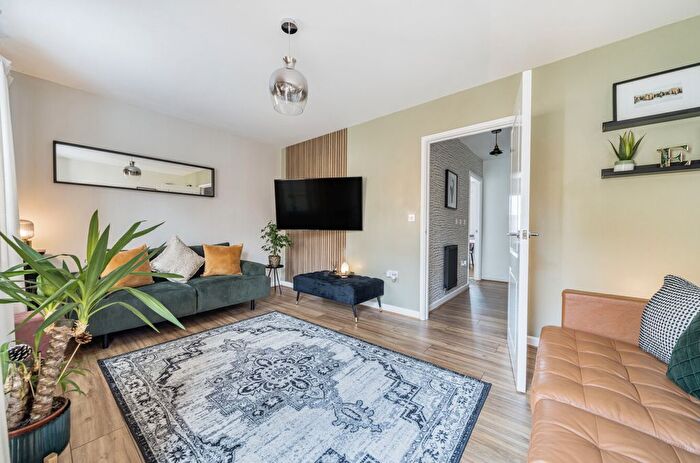 3 Bedroom Semi Detached House For Sale In Cornflower Close, Paignton, Devon, TQ4