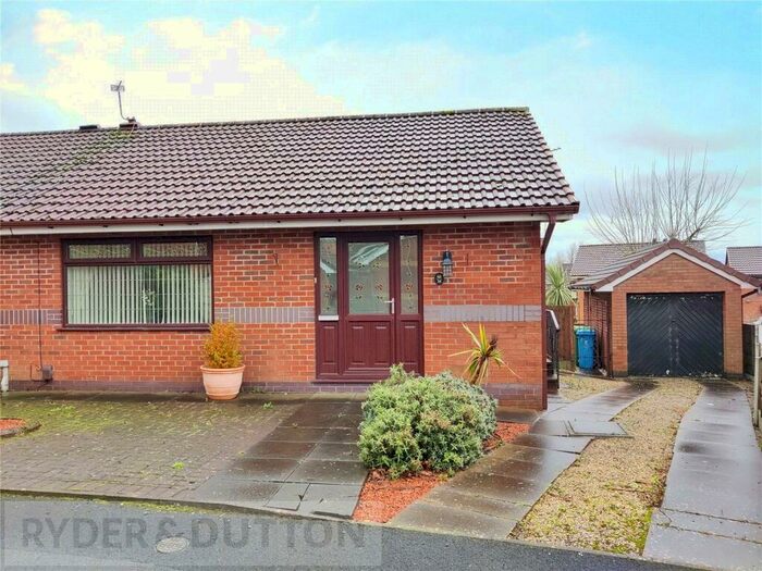 2 Bedroom Bungalow To Rent In Mills Farm Close, Fitton Hill, Oldham, OL8