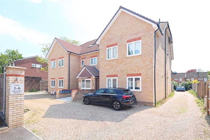 2 Bedroom Flat For Sale In Oleander House, Corwell Gardens, Hillingdon, UB8