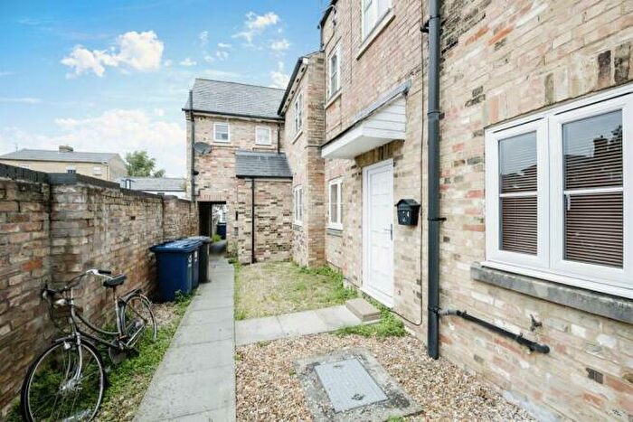 2 Bedroom Flat To Rent In Little Whyte, Ramsey, Huntingdon, PE26