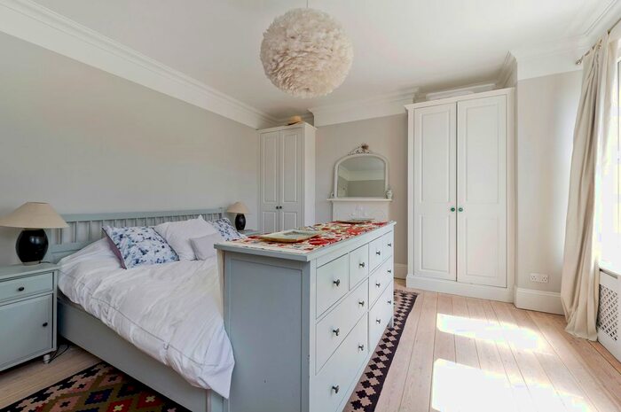 5 Bedroom Semi-Detached House To Rent In Julian Avenue, London, W3