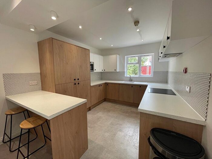 6 Bedroom Terraced House To Rent In Monthermer Road, Cardiff(City), CF24