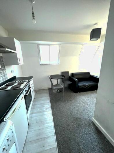 1 Bedroom Studio To Rent In Cheapside, Bradford BD1
