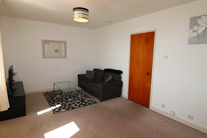 2 Bedroom Flat To Rent In Salisbury Court, Salisbury Terrace, AB10