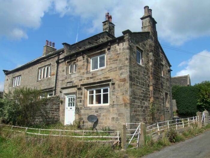 2 Bedroom Cottage To Rent In Newal With Clifton, Otley, LS21