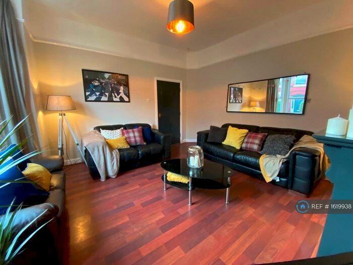 7 Bedroom Terraced House To Rent In Stalbridge Avenue, Liverpool, L18