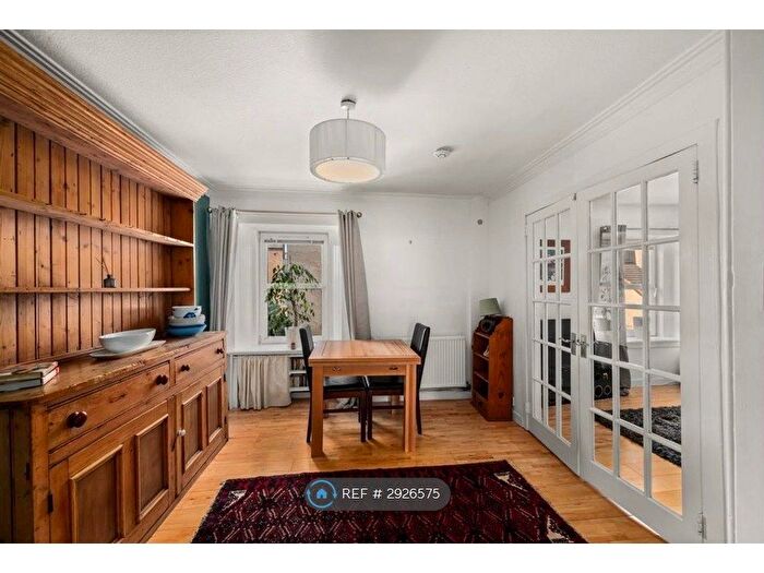 2 Bedroom Maisonette To Rent In Church St, Broughty Ferry, Dundee, DD5