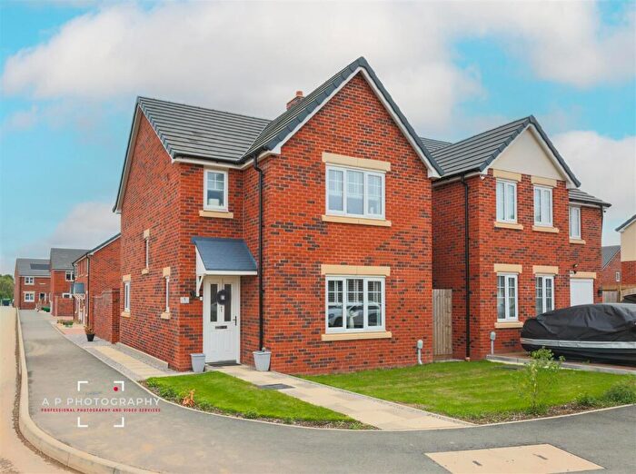 3 Bedroom Detached House For Sale In Crabtree Avenue, Cheadle, Stoke-On-Trent, ST10