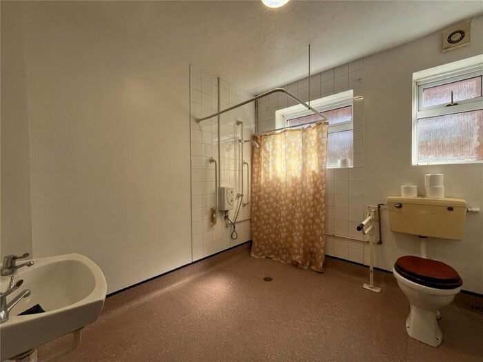 2 Bedroom Bungalow For Sale In Mead Green, Lordswood, Kent, ME5