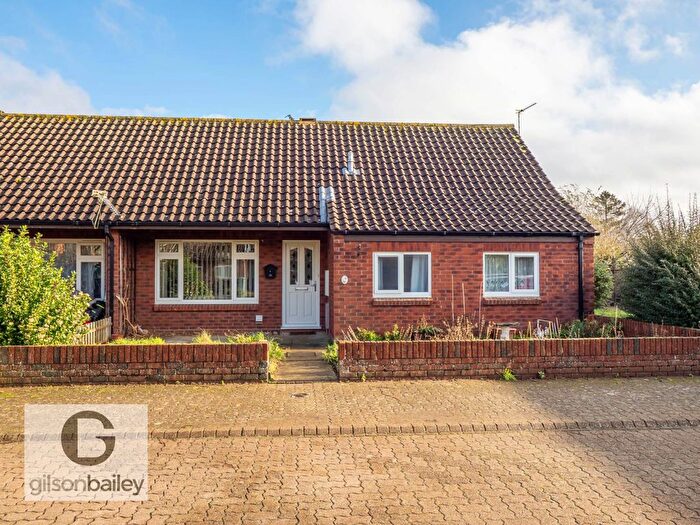 2 Bedroom Semi Detached Bungalow For Sale In Manor Gardens, Lingwood, NR13