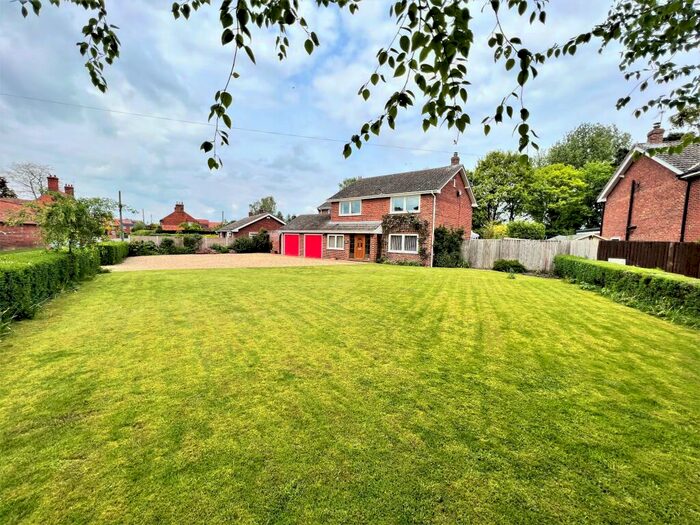 5 Bedroom Detached House For Sale In Pinfold Lane, Marston, Grantham, NG32