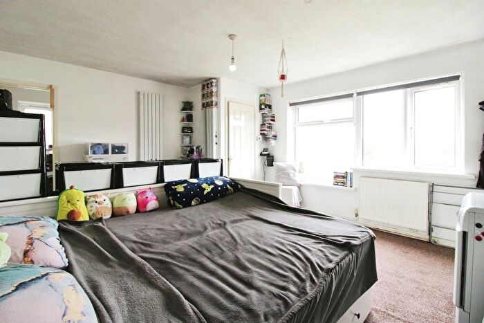 1 Bedroom Flat For Sale In Pant-Y-Celyn Road, Llandough, Penarth, CF64