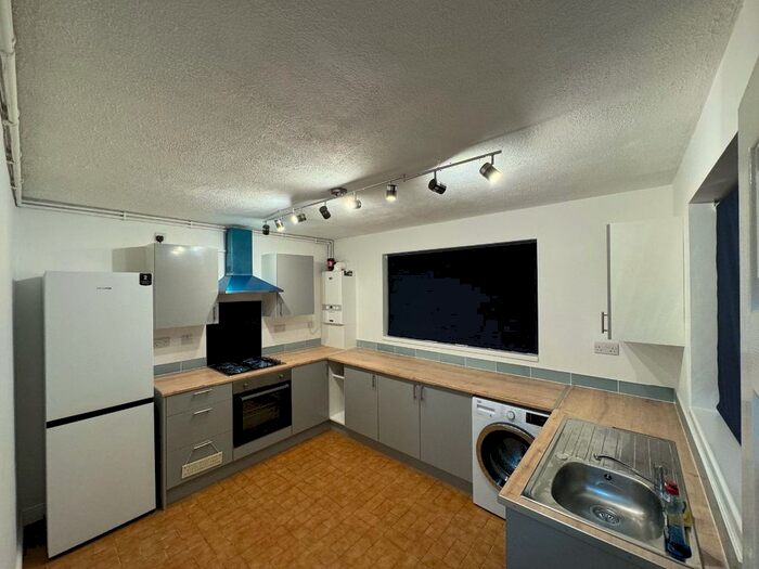 4 Bedroom Terraced House To Rent In Durham Street, Hull, HU8