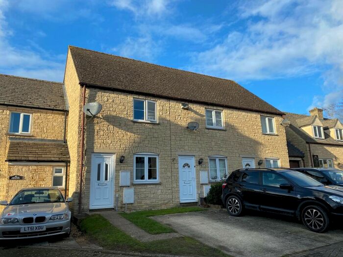 2 Bedroom Terraced House To Rent In Ralegh Crescent, Witney, Oxfordshire, OX28