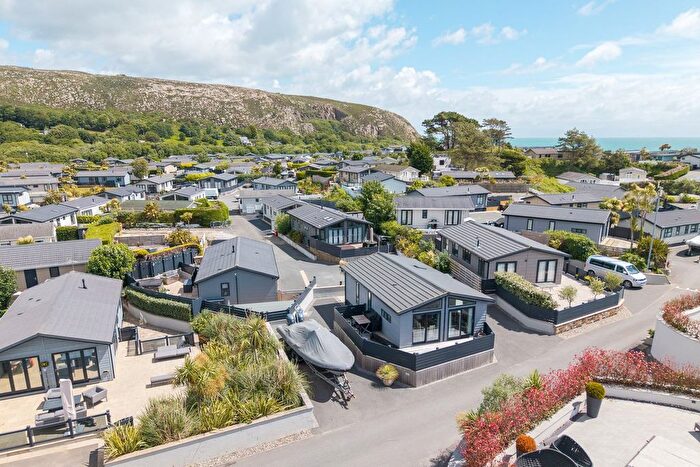 3 Bedroom Park Home For Sale In Abersoch, Pwllheli, LL53