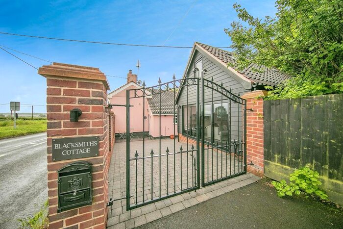 3 Bedroom Detached House For Sale In Main Road, Shotley, Ipswich, IP9