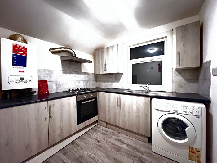 2 Bedroom Flat To Rent In Sydenham Road, London, SE26