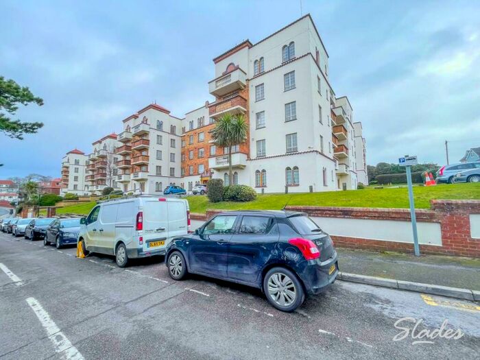 1 Bedroom Apartment To Rent In San Remo Towers, Sea Road, Bournemouth, BH5