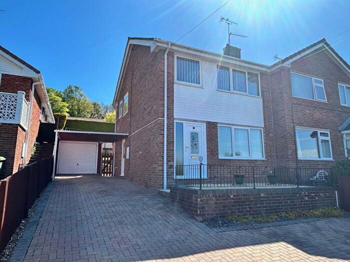 3 Bedroom Semi-Detached House For Sale In Coombe Drive, Cinderford, GL14