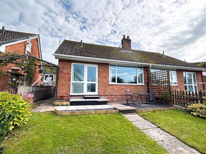 3 Bedroom Detached House For Sale In Bron Yr Afon, Conwy, LL32