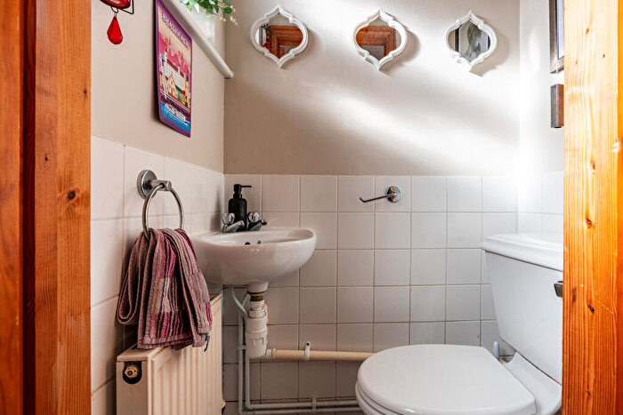 3 Bedroom Terraced House For Sale In Shirehampton Road, Sea Mills, Bristol, BS9