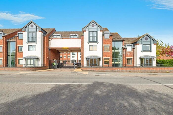 2 Bedroom Apartment To Rent In Lincoln Road, North Hykeham, Lincoln, LN6