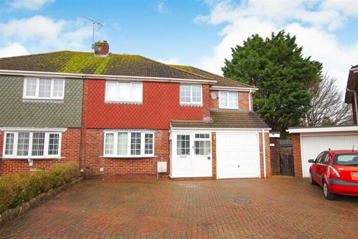 4 Bedroom Semi Detached House To Rent In Blake Crescent, Stratton, Swindon, SN3