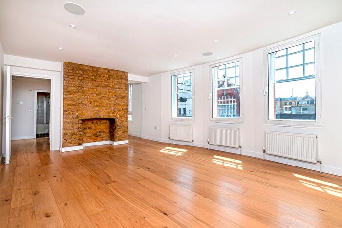 2 Bedroom Flat To Rent In Camden High Street, Camden, London, NW1