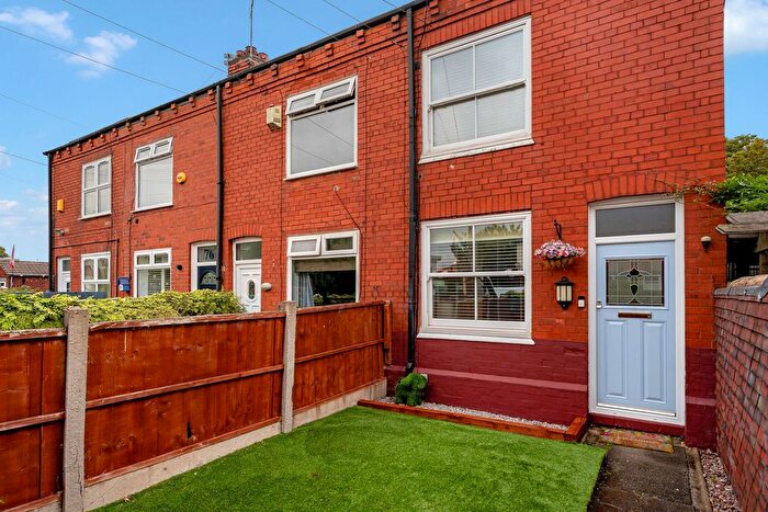 2 Bedroom End Of Terrace House For Sale In Farnworth Street, Widnes, WA8