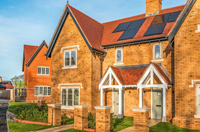 3 Bedroom House To Rent In Whitworth Way, Wimborne, Dorset, BH21