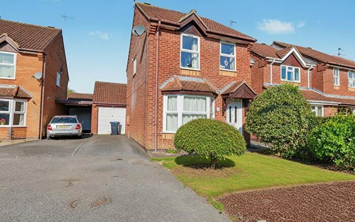 3 Bedroom Terraced House For Sale In Deene Close, Market Harborough, LE16