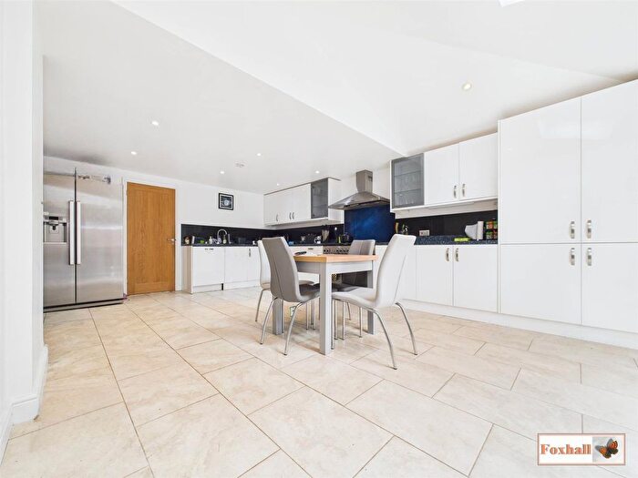 3 Bedroom Semi-Detached House For Sale In Curlew Road, Ipswich, IP2