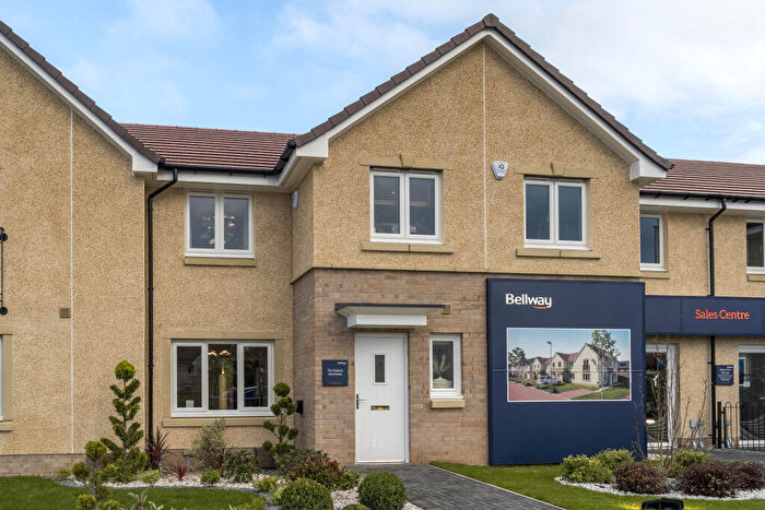 3 Bedroom End Of Terrace House For Sale In Millcraig Terrace, Winchburgh, EH52