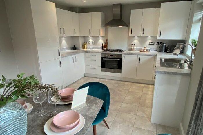 3 Bedroom Property To Rent In Garland Road, Doncaster, DN11