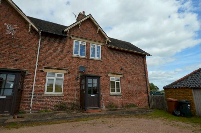 2 Bedroom Cottage To Rent In The Rock, Branston, NG32