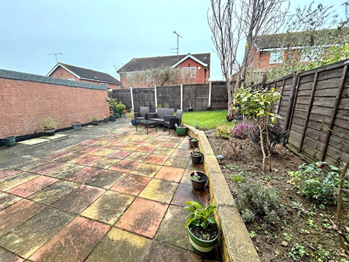 2 Bedroom Bungalow For Sale In Southway Drive, Yeovil, BA21