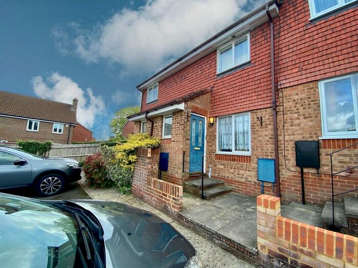 2 Bedroom Terraced House To Rent In Selborne Gardens, Farnham, GU9