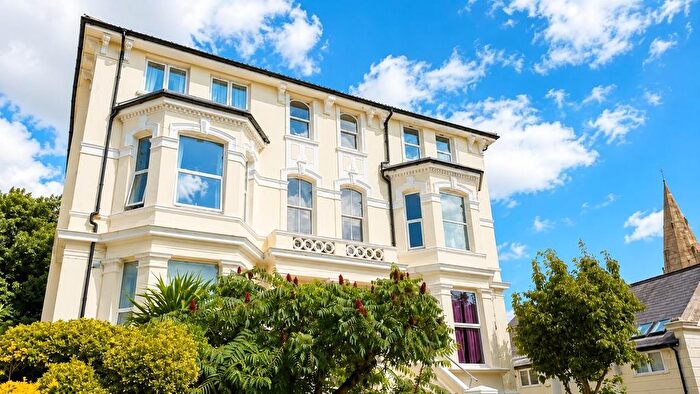 2 Bedroom Flat For Sale In Stockleigh Road, St Leonards-On-Sea, TN38