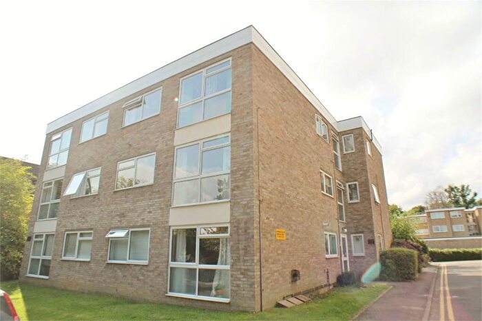 1 Bedroom Flat To Rent In Beckenham Grove, Bromley, BR2