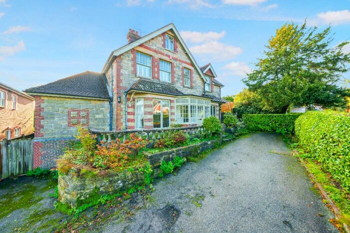 5 Bedroom Detached House To Rent In Crowborough Hill, Crowborough, TN6