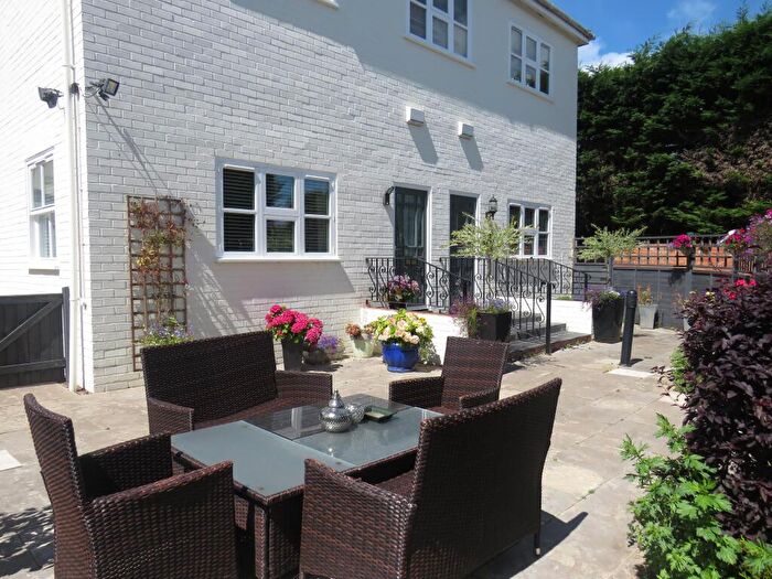 2 Bedroom Flat To Rent In Kenilworth Road, Leamington Spa, CV32