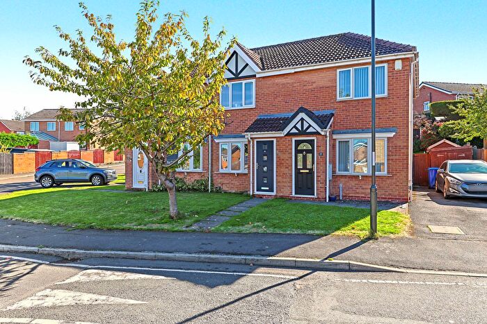 2 Bedroom Terraced House For Sale In Darwent Road, Tapton, Chesterfield, S41