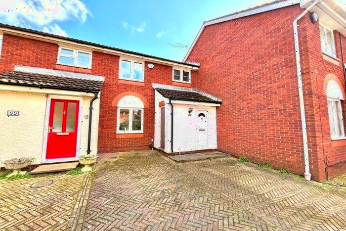 2 Bedroom Property To Rent In Captains Place, Southampton, SO14