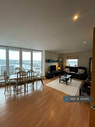 3 Bedroom Flat To Rent In Wards Wharf Approach, London, E16