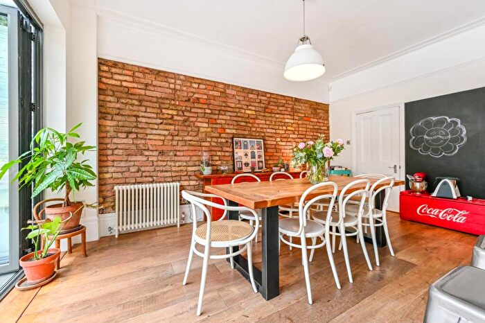 5 Bedroom Terraced House To Rent In Highgate Hill, Highgate, London, N19