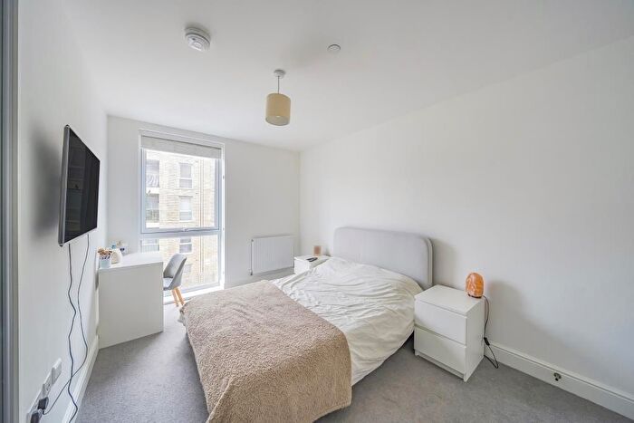 2 Bedroom Flat For Sale In Daly Close, Littlemore, OX4 - Photo 8