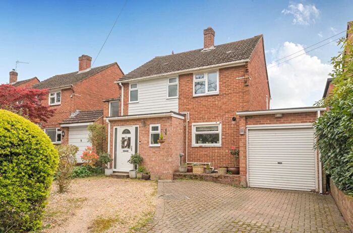 3 Bedroom Detached House For Sale In Springhill Road, Chandler's Ford, SO53