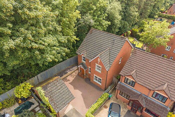 4 Bedroom Detached House For Sale In Wychbold Close, Callow Hill, Redditch, B97