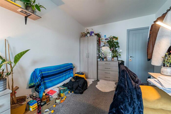 5 Bedroom House To Rent In Bournbrook Road, Birmingham, B29